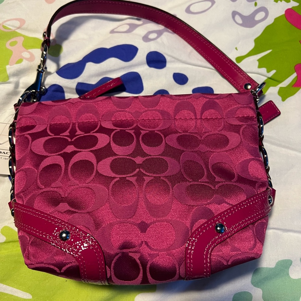 NWT: Coach carly signature top handle